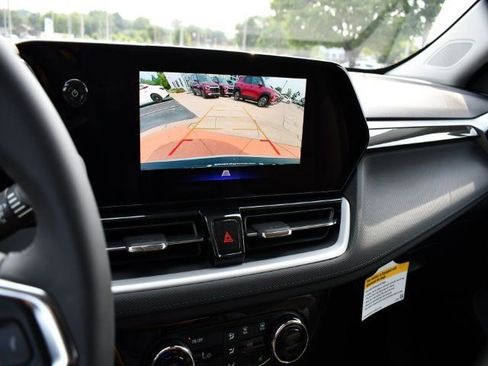 New 2025 Chevrolet TrailBlazer LT w/ Convenience Package image 6