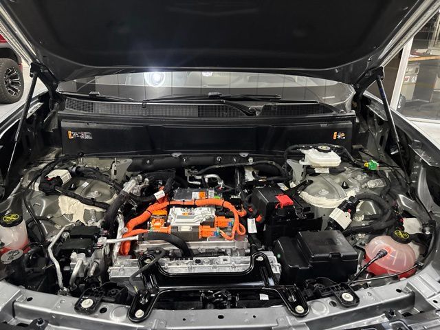 Certified 2026 Cadillac Vistiq Premium Luxury AWD/4WD image 46