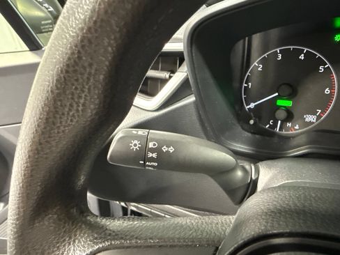 Used 2024 Toyota Corolla LE FWD image 32
