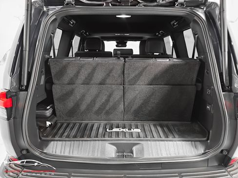 Used 2024 Lexus GX 550 w/ Accessory Package (2T) AWD/4WD image 8