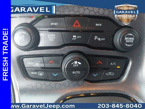 Used 2016 Dodge Challenger SXT Plus RWD image 12