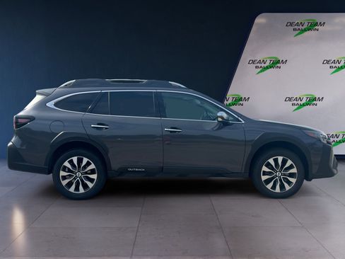 Used 2023 Subaru Outback Touring XT image 8