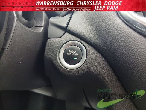 Used 2024 Chevrolet Equinox LT image 28