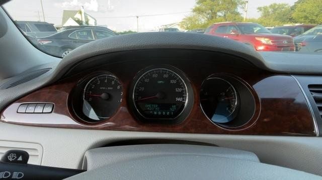 Used 2007 Buick Lucerne CXL w/ Luxury Package FWD image 8