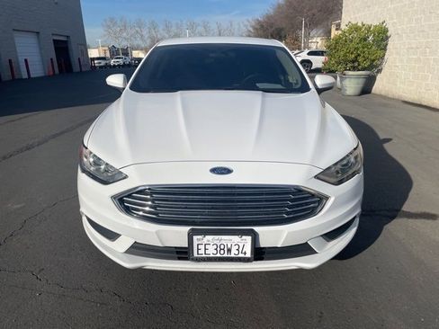 Used 2018 Ford Fusion S image 2