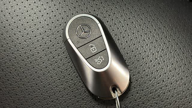 Certified 2026 Mercedes-Benz GLC 300 4MATIC image 38