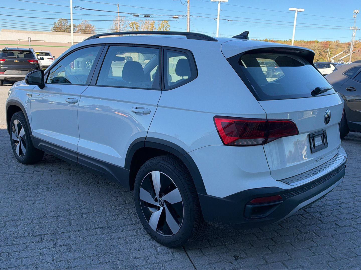 Used 2023 Volkswagen Taos S w/ Driver Assistance Package AWD/4WD image 4