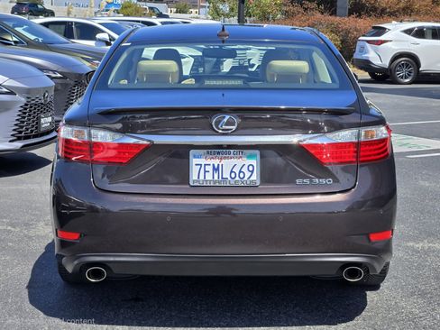Used 2014 Lexus ES 350 w/ Premium Package FWD image 5