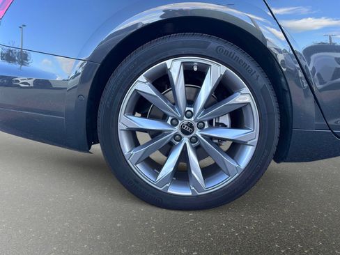 Used 2025 Audi A6 Premium Plus image 5