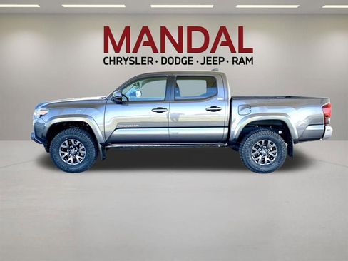 Used 2023 Toyota Tacoma SR5 RWD image 9