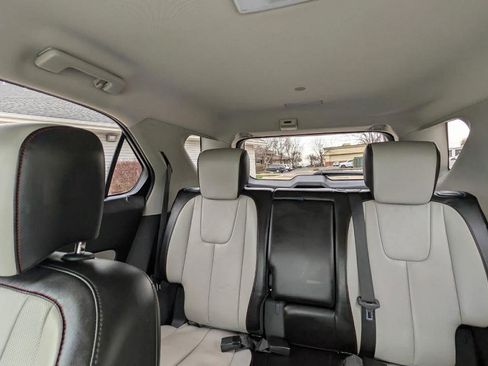 Used 2010 Chevrolet Equinox LTZ image 13