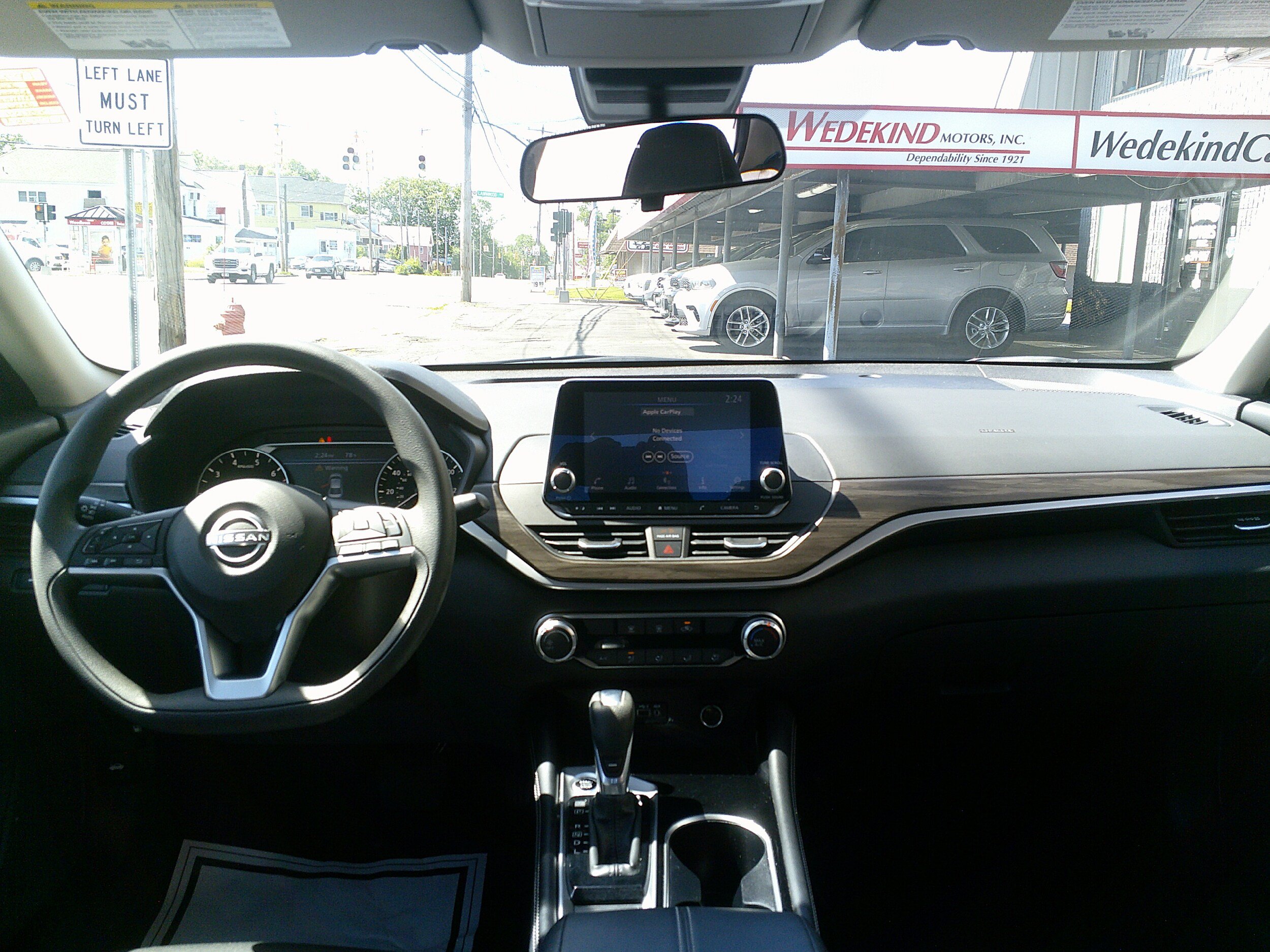 Used 2023 Nissan Altima 2.5 SV AWD/4WD image 18