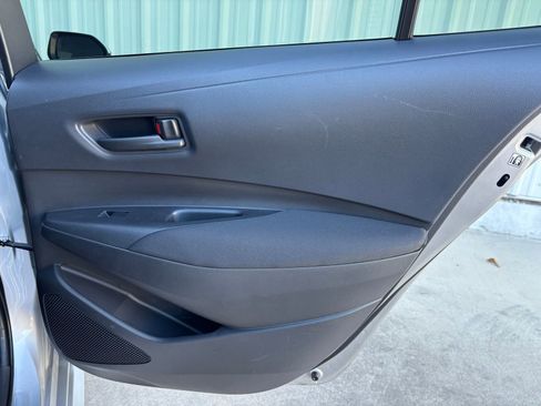 Used 2022 Toyota Corolla LE image 30