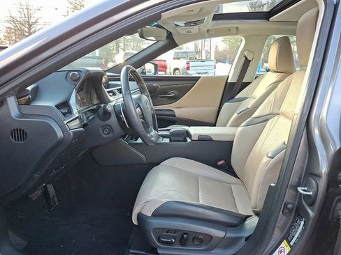 Used 2019 Lexus ES 350 Luxury image 21