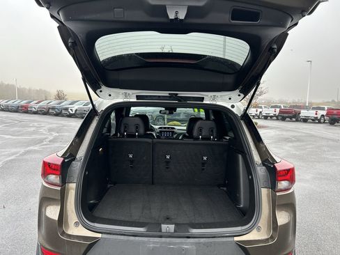 Used 2021 Chevrolet TrailBlazer ACTIV w/ Technology Package image 18