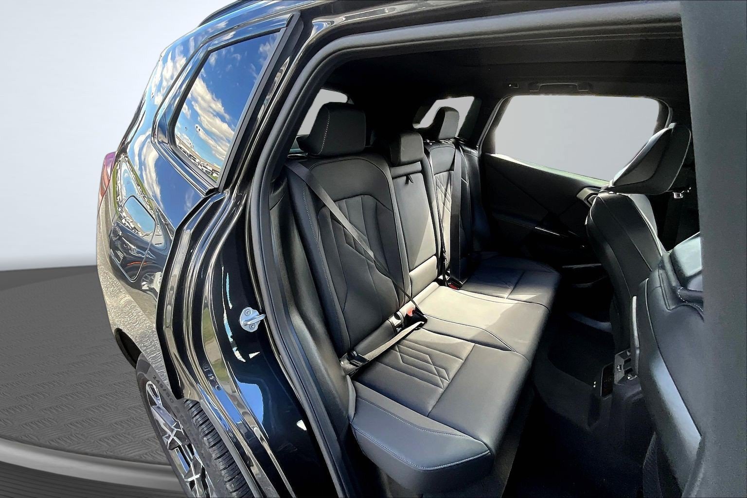 Used 2026 BMW X3 xDrive30i w/ M Sport Package AWD/4WD image 23
