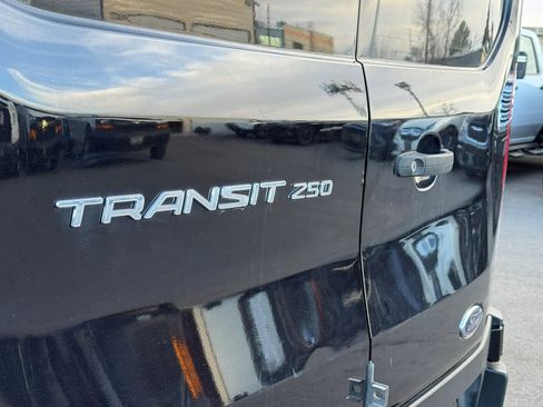 Used 2023 Ford Transit 250 148 High Roof Extended w/ Load Area Protection Package RWD image 44