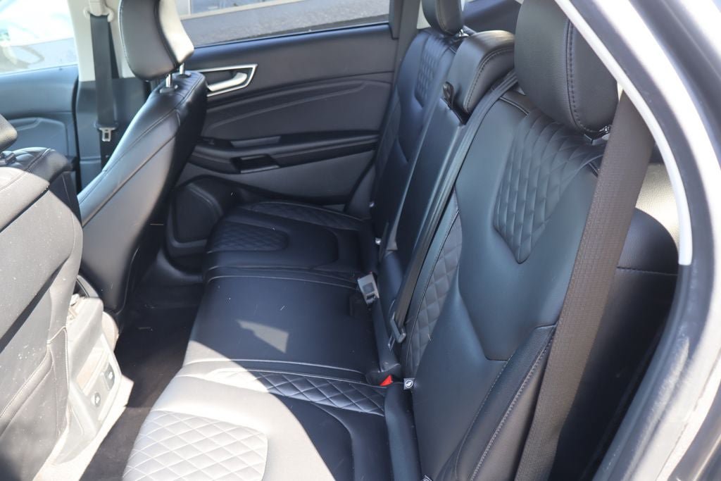 Used 2024 Ford Edge Titanium AWD/4WD image 11