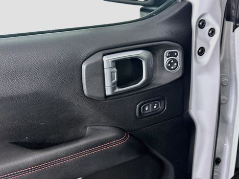 Used 2019 Jeep Wrangler Unlimited Rubicon AWD/4WD image 15
