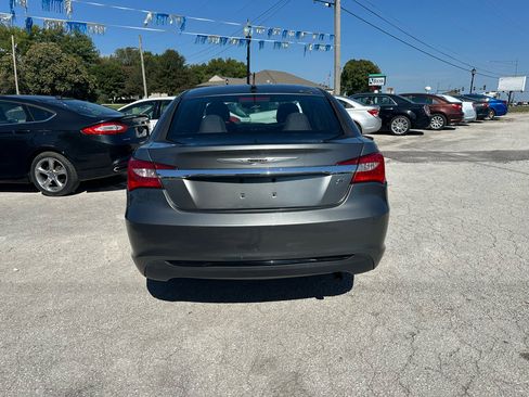 Used 2013 Chrysler 200 Touring w/ S Exterior Appearance Pkg image 6