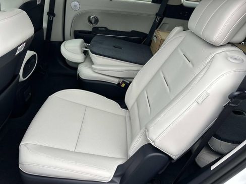 New 2026 Hyundai Palisade Calligraphy FWD image 18