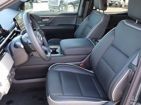 New 2026 GMC Sierra EV Elevation image 14