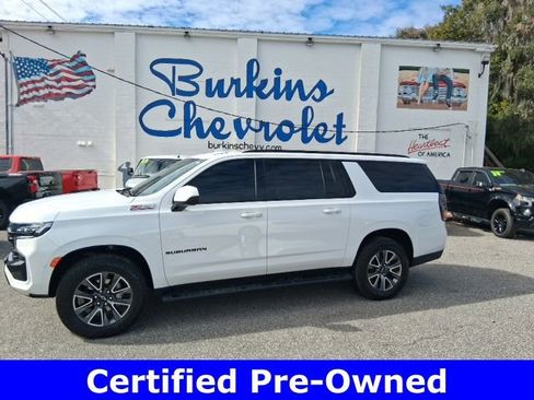 Certified 2024 Chevrolet Suburban Z71 image 1