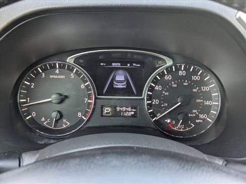 Used 2015 Nissan Pathfinder SV w/ Cargo Package AWD/4WD image 11