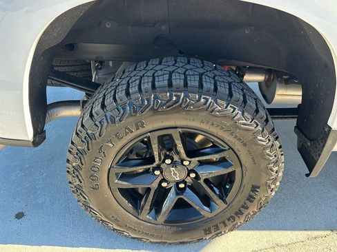 Certified 2025 Chevrolet Silverado 1500 Custom Trail Boss AWD/4WD image 11