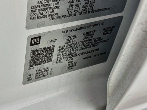 Certified 2025 GMC Sierra 1500 SLT RWD image 30