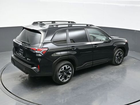 Used 2025 Subaru Forester Premium w/ Convenience Package #1 image 30