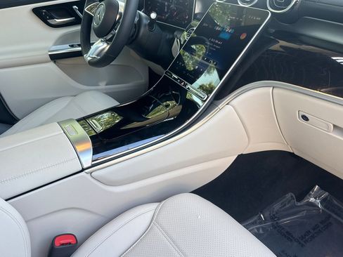 Certified 2025 Mercedes-Benz GLC 300 4MATIC image 31