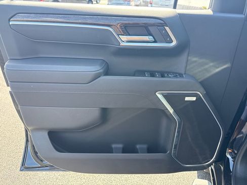 New 2026 GMC Sierra 1500 Elevation w/ Elevation Premium Package AWD/4WD image 16