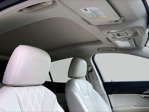 Used 2023 Buick Envision Avenir FWD image 14