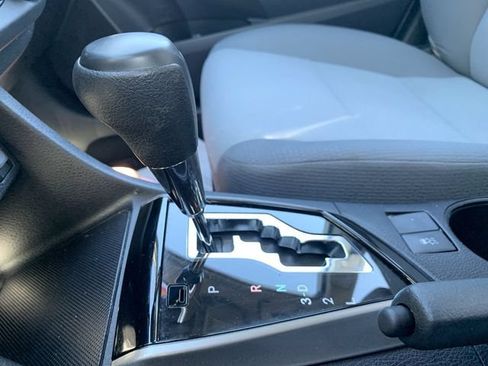 Used 2015 Toyota Corolla L FWD image 23