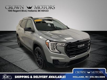 Used 2024 GMC Terrain SLE w/ Driver Convenience Package