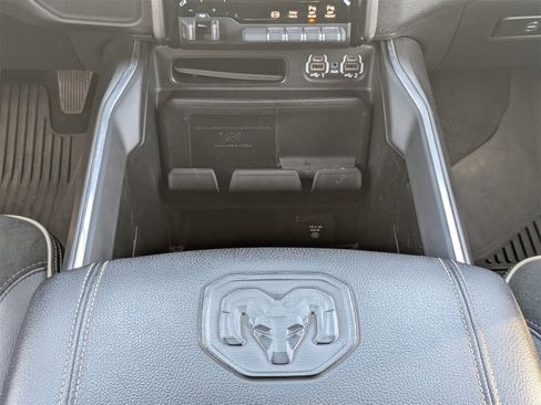 Used 2020 RAM 3500 Laramie image 20