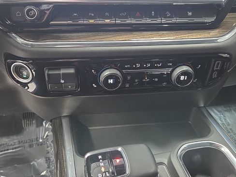 Used 2024 Chevrolet Silverado 1500 RST w/ Convenience Package II image 24