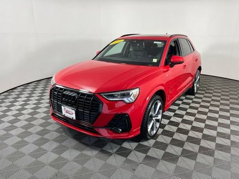 Used 2021 Audi Q3 2.0T Premium Plus w/ Premium Plus Package AWD/4WD image 3