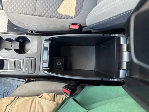 Used 2020 Ford Escape SE AWD/4WD image 21