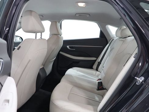 Used 2025 Hyundai Sonata SEL FWD image 27