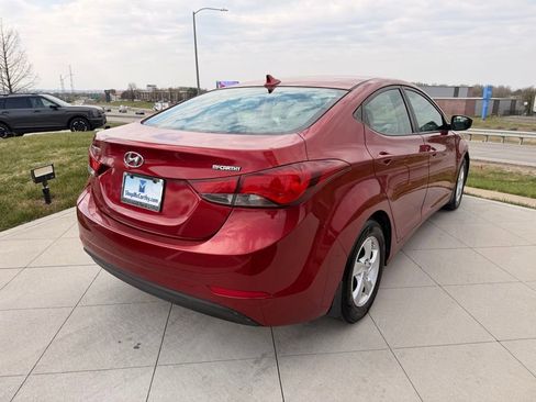 Used 2014 Hyundai Elantra SE image 5
