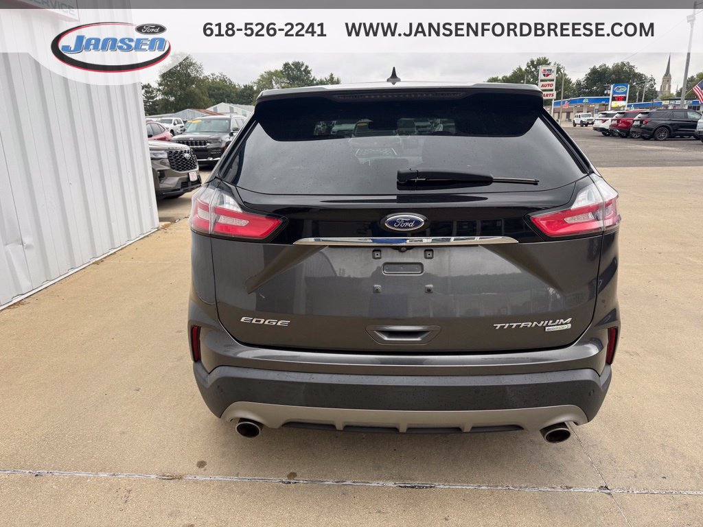Used 2019 Ford Edge Titanium w/ Equipment Group 301A FWD image 3