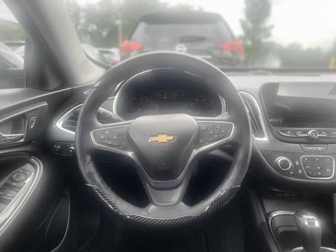 Used 2020 Chevrolet Malibu LT FWD image 52