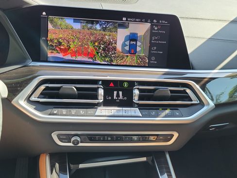 Used 2023 BMW X5 xDrive40i w/ Premium Package AWD/4WD image 21