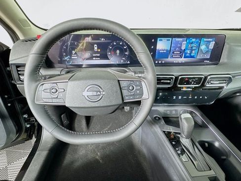 New 2026 Nissan Sentra SV w/ SV Convenience Package FWD image 10