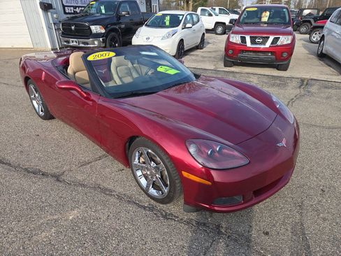 Used 2007 Chevrolet Corvette Convertible w/ Preferred Equipment Group RWD image 36