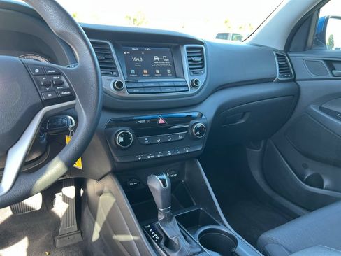 Used 2018 Hyundai Tucson SEL AWD/4WD image 32