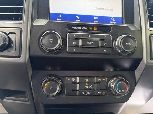 Used 2019 Ford F150 XLT AWD/4WD image 35