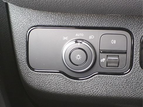 New 2025 Mercedes-Benz Sprinter 2500 image 24